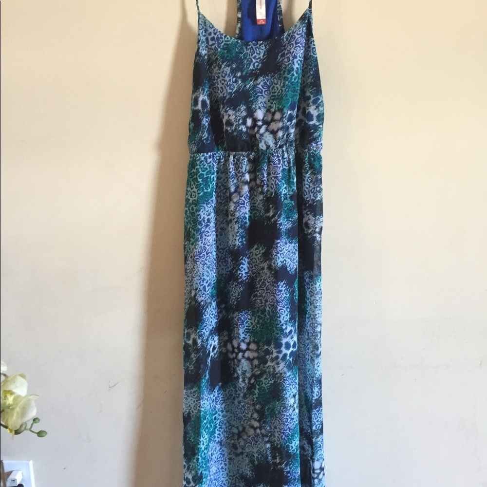 No Boundaries size Large Maxi